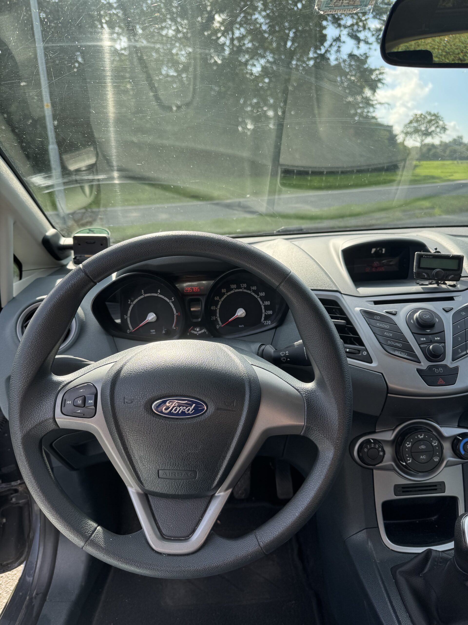 Ford Fiesta 1.25 Limited – 2009 – NAP – Dealer/vakgarage onderhouden Nieuwe apk - Afbeelding 9