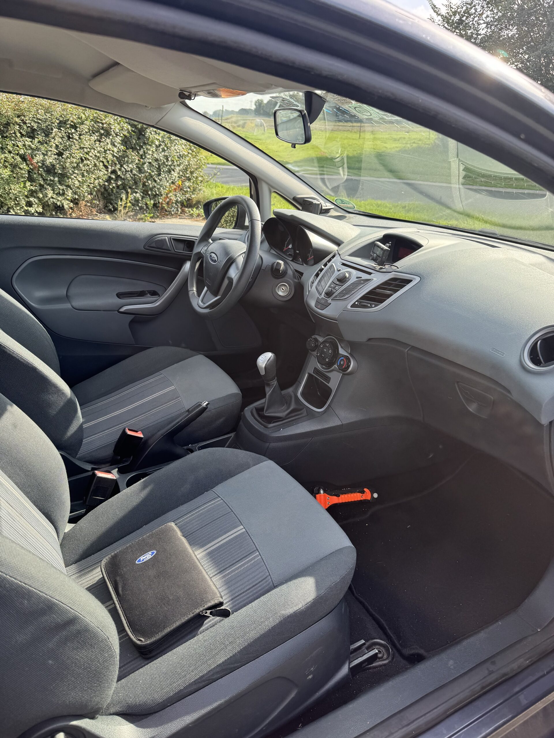 Ford Fiesta 1.25 Limited – 2009 – NAP – Dealer/vakgarage onderhouden Nieuwe apk - Afbeelding 11